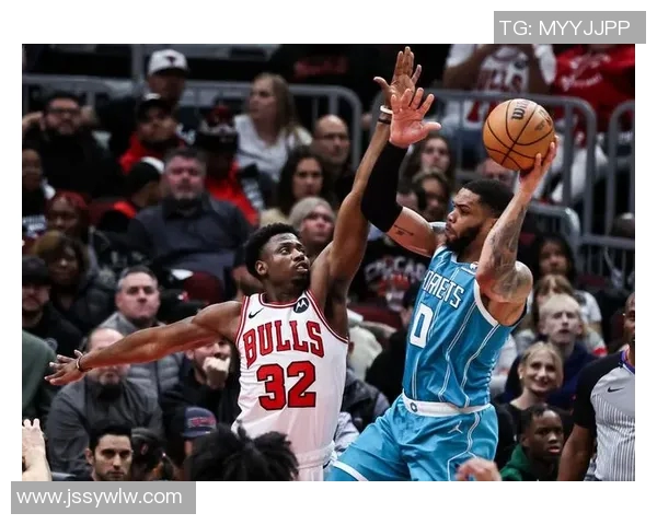 2016年NBA季后赛篮网对阵黄蜂精彩对决回顾与分析